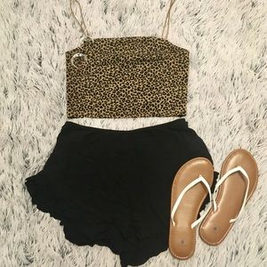 🦄 Black Fabric Shorts